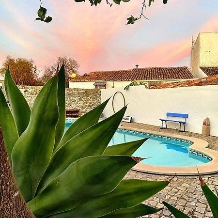 Casa Do Torreao Bed and Breakfast Salir Εξωτερικό φωτογραφία